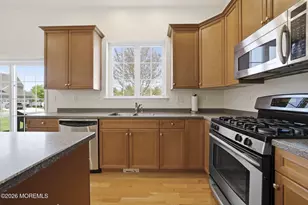 20 Royal Ln, Howell Township, NJ 07731 - Photo 19