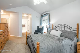 26 Skyline Dr, Lakewood, NJ 08701 - Photo 11