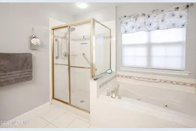 26 Skyline Drive, Lakewood, NJ 08701 - Photo 15