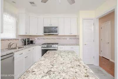 26 Skyline Drive, Lakewood, NJ 08701 - Photo 23