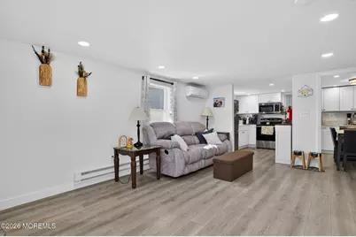 69 Dalby Place, North Middletown, NJ 07748 - Photo 5