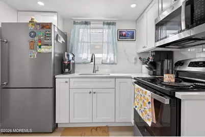 69 Dalby Place, North Middletown, NJ 07748 - Photo 7