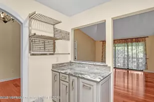 71 Crabapple Ln, Franklin Township, NJ 08823 - Photo 7