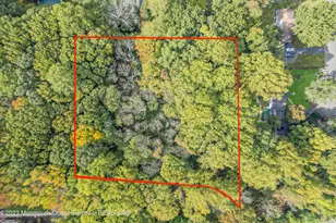 123-125 Magnolia Ln, Middletown, NJ 07748 - Photo 7