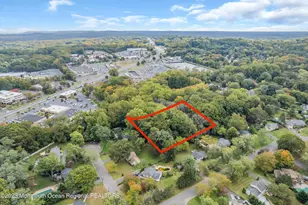 123-125 Magnolia Ln, Middletown, NJ 07748 - Photo 3