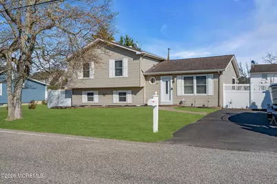1233 Pacific Avenue, Beachwood, NJ 08722 - Photo 7