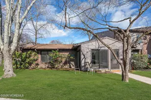 42 Lexington Ct, Red Bank, NJ 07701 - Photo 35