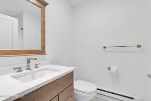 42 Lexington Ct, Red Bank, NJ 07701 - Photo 9