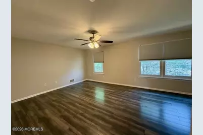 146 Heron Court, Manalapan Township, NJ 07726 - Photo 9