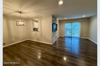 146 Heron Court, Manalapan Township, NJ 07726 - Photo 5