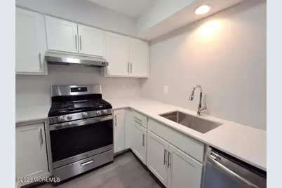 123 Northampton Drive, Holmdel, NJ 07733 - Photo 3