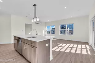 19 Carr Ave, Keansburg, NJ 07734 - Photo 3