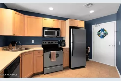 1810 Central Avenue #11, Ship Bottom, NJ 08008 - Photo 9