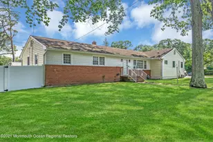 410 Wells Ave, Oakhurst, NJ 07755 - Photo 21