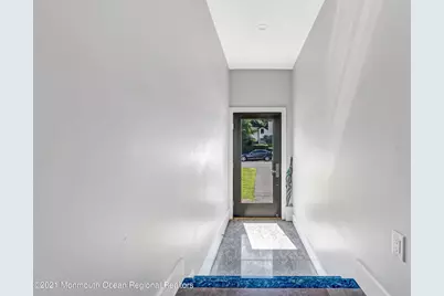 410 Wells Avenue, Oakhurst, NJ 07755 - Photo 11
