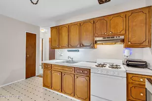 5 Dove St, Manchester Township, NJ 08759 - Photo 9