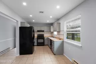 23 Snowberry Ln, Whiting, NJ 08759 - Photo 11