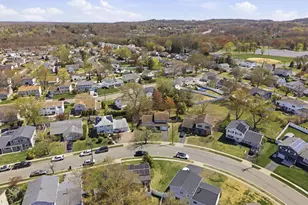 17 Dublin Ln, Hazlet Township, NJ 07730 - Photo 5