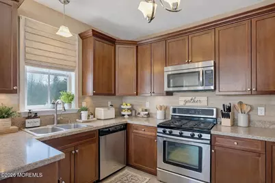 631 Sloan Court, Matawan, NJ 07747 - Photo 5