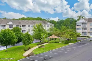 631 Sloan Ct, Matawan, NJ 07747 - Photo 9