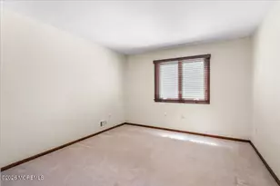 92 Fox Chase Ct, Freehold, NJ 07728 - Photo 37