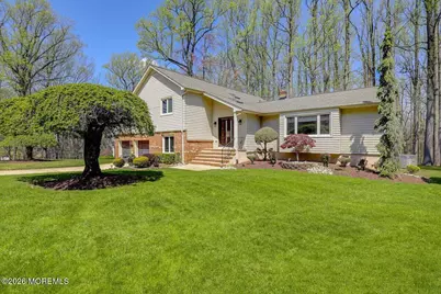 92 Fox Chase Court, Freehold, NJ 07728 - Photo 9