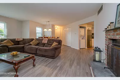 304 Buckingham Circle, Middletown, NJ 07748 - Photo 7