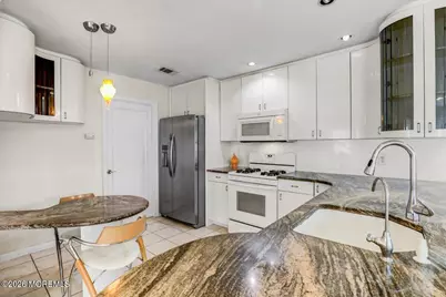 369 Yorkshire Place, Morganville, NJ 07751 - Photo 9