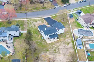 3 Roberta Dr, Middletown, NJ 07748 - Photo 37