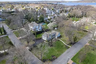 8 Evergreen Dr, Rumson, NJ 07760 - Photo 41