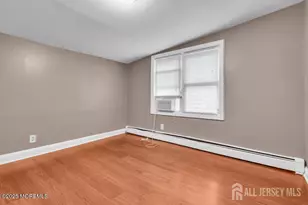 13 Smiths Ln, East Brunswick Township, NJ 08816 - Photo 11