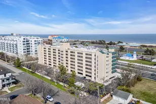 422 Ocean Blvd N, Long Branch, NJ 07740 - Photo 45