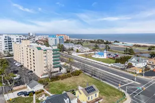422 Ocean Blvd N, Long Branch, NJ 07740 - Photo 47