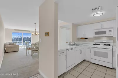 422 Ocean Boulevard N #2J, Long Branch, NJ 07740 - Photo 11