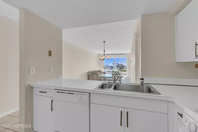 422 Ocean Boulevard N #2J, Long Branch, NJ 07740 - Photo 27