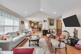 111 Enclave Blvd, Lakewood, NJ 08701 - Photo 17