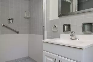 33 Fish Hawk Dr, Middletown, NJ 07748 - Photo 11