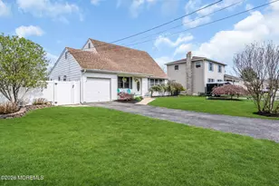 305 Hudson Dr, Brick, NJ 08723 - Photo 3