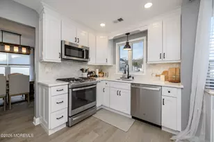 55 Augusta St, Tinton Falls, NJ 07712 - Photo 9