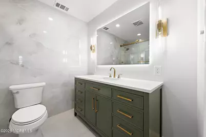 [Address not provided], Marlboro Township, NJ 07746 - Photo 21