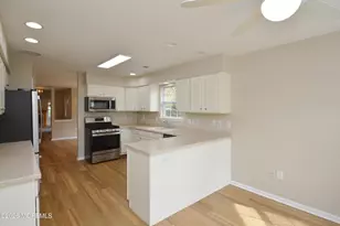 2337 E Ashfield Ct, Toms River Township, NJ 08755 - Photo 11