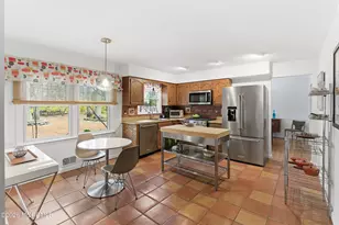 266 Union Hill Rd, Manalapan Township, NJ 07726 - Photo 7