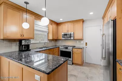 21 Prince William Road, Morganville, NJ 07751 - Photo 11