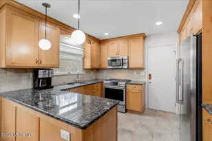 21 Prince William Rd, Morganville, NJ 07751 - Photo 11