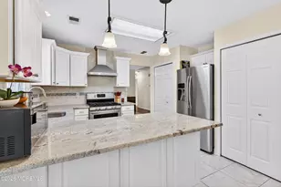 538 N Petunia Ln N, Whiting, NJ 08759 - Photo 13