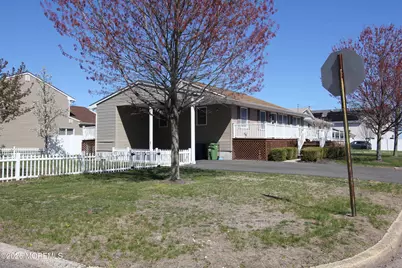 105 Milford Road, Neptune Township, NJ 07753 - Photo 17