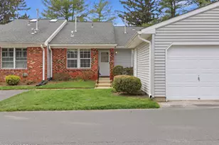 64 Boxwood Terrace, Red Bank, NJ 07701 - Photo 3