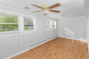 49 Burlington Dr, Brick, NJ 08723 - Photo 17