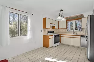 521 Dorothy Pl, Brick, NJ 08723 - Photo 3