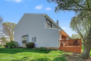 411 Danbury Ln, East Brunswick Township, NJ 08816 - Photo 3